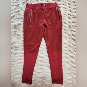 Alphalete Infinity Tech Pants (Tartan Red)
